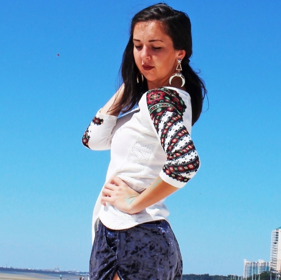 DIY Cross stitch embroidered blouse - Picture 5 of 7